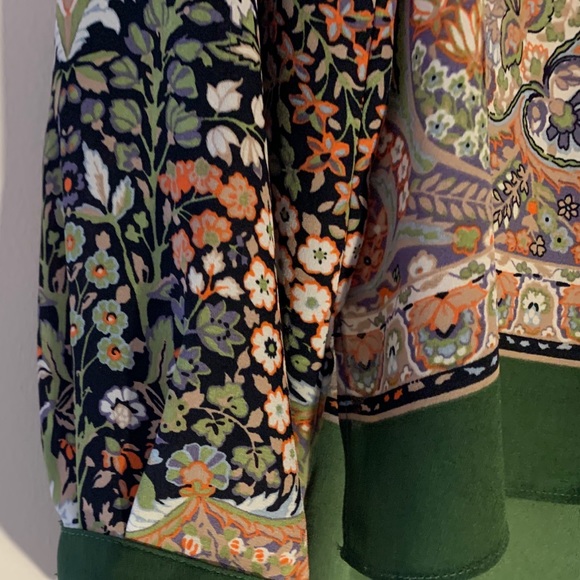 BCBG top - Picture 6 of 7